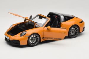 Porsche 911 992.2 Targa 4 GTS Bahama Yellow Norev 1:18 187190 Kov – obrázek 2 z 10
