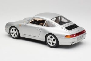 Porsche 911 993 Carrera Stříbrný Bburago 1:18 3050-M1 Kov – obrázek 4 z 8