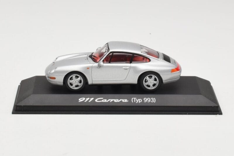 Porsche 911 993 Carrera Stříbrný Minichamps 1:43 WAP02003597 Kov
