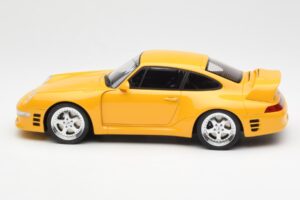 RUF CTR2 993 Sport Žlutý GT Spirit 1:18 GT141 Pryskyřice – obrázek 3 z 6