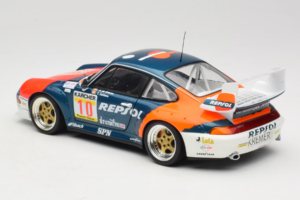 Porsche 911 993 GT2 #10 de Orleans / Saldana BPR Global GT Series 1996 UT Models 1:18 39632 Kov – obrázek 7 z 8