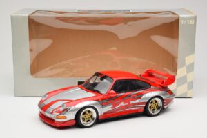 Porsche 911 993 GT2 Street Racing Decoration UT Models 1:18 39631 Kov – obrázek 8 z 8