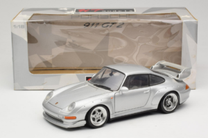 Porsche 911 993 GT2 Street Stříbrný UT Models 1:18 180065000 Kov – obrázek 8 z 8