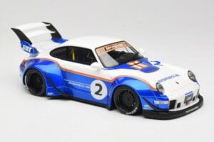 Porsche 911 993 RWB X Liberty Walk Bílý S Modrou GT Spirit 1:18 GT530 Pryskyřice – obrázek 4 z 8