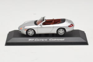 Porsche 911 996 Kabriolet Stříbrný Minichamps 1:43 WAP02004097 Kov