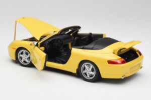 Porsche 911 996 Kabriolet Speed Žlutý UT Models 1:18 27906 Kov – obrázek 5 z 8