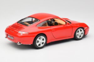 Porsche 911 996 Carrera 4 Červený Bburago 1:18 30085 Kov – obrázek 3 z 8