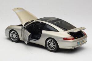 Porsche 911 996 Carrera 4S Stříbrný Maisto 1:18 WAP02102212 Kov – obrázek 5 z 8