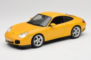 Porsche 911 996 Carrera 4S Žlutý Maisto 1:18 WAP02101610 Kov