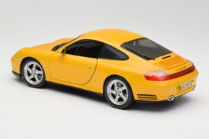 Porsche 911 996 Carrera 4S Žlutý Maisto 1:18 WAP02101610 Kov – obrázek 7 z 8