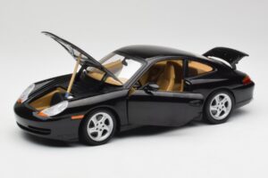 Porsche 911 996 Carrera Černý Gate 1:18 1043 Kov – obrázek 2 z 8