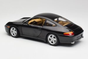 Porsche 911 996 Carrera Černý Gate 1:18 1043 Kov – obrázek 7 z 8