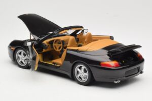 Porsche 911 996 Carrera Kabriolet Černý UT Models 1:18 WAP02100997 Kov – obrázek 5 z 8
