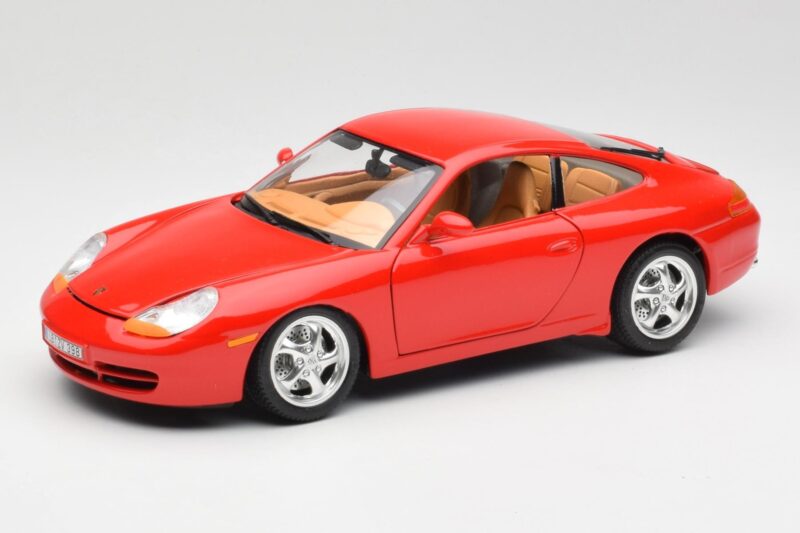 Porsche 911 996 Carrera Červený Bburago 1:18 3385 Kov