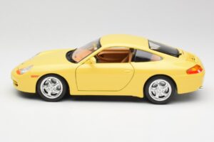 Porsche 911 996 Carrera Žlutý Bburago 1:18 30085-M1 Kov – obrázek 4 z 8