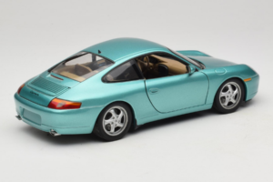 Porsche 911 996 Green Metallic UT Models 1:18 27901 Kov – obrázek 3 z 8