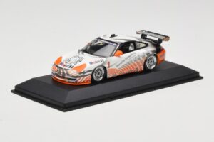 Porsche 911 996 GT3 Cup Mobil 1 #1 VIP Car 2004 Minichamps 1:43 WAP02012115-R1 Kov – obrázek 2 z 4