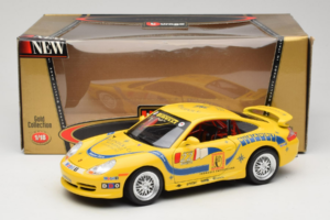 Porsche 911 996 GT3 Cup #22 Bburago 1:18 3395 Kov – obrázek 8 z 8
