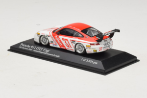 Porsche 911 996 GT3 Cup #37 Matos / Fitzgerald Rolex 24 at Daytona 2005 Minichamps 1:43 400056237 Kov – obrázek 3 z 4