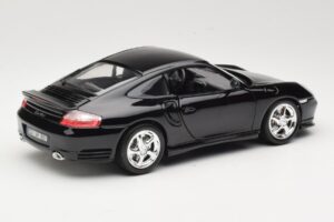Porsche 911 996 Turbo Černý Bburago 1:18 18-12030 Kov – obrázek 3 z 8