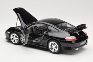 Porsche 911 996 Turbo Černý Bburago 1:18 18-12030 Kov – obrázek 5 z 8