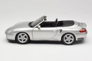 Porsche 911 996 Turbo Kabriolet Stříbrný Maisto 1:18 31660 Kov – obrázek 4 z 8