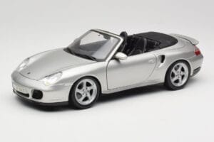 Porsche 911 996 Turbo Kabriolet Stříbrný Maisto 1:18 31660 Kov