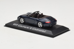 Porsche 911 997 Carrera 4 Kabriolet Tmavě Modrý Minichamps 1:43 WAP02015216-R1 Kov – obrázek 3 z 4