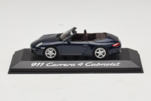 Porsche 911 997 Carrera 4 Kabriolet Tmavě Modrý Minichamps 1:43 WAP02015216-R1 Kov