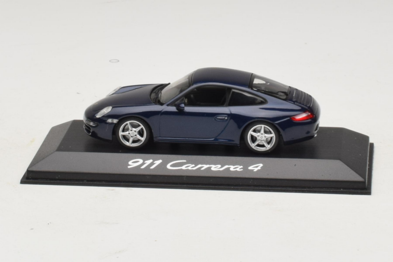 Porsche 911 997 Carrera 4 Dark Blue Metallic Minichamps 1:43 WAP02010016 Kov
