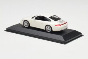 Porsche 911 997 Carrera 4S Carrara Bílý Minichamps 1:43 403066431 Kov – obrázek 3 z 4