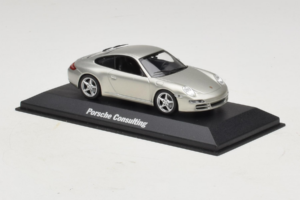Porsche 911 997 Carrera Silver Metallic Minichamps 1:43 WAP02011515 Kov – obrázek 2 z 5