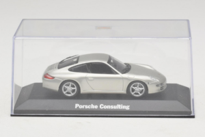 Porsche 911 997 Carrera Silver Metallic Minichamps 1:43 WAP02011515 Kov – obrázek 4 z 5