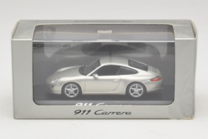 Porsche 911 997 Carrera Silver Metallic Minichamps 1:43 WAP02011515 Kov – obrázek 5 z 5