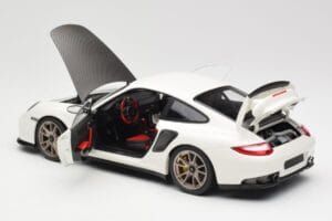 Porsche 911 997 GT2 RS Bílý Minichamps 1:18 100069400 Kov – obrázek 5 z 8