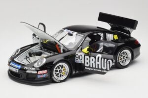 Porsche 911 997 GT3 Cup #90 Porsche Supercup 2010 Minichamps 1:18 100106990 Kov – obrázek 2 z 8