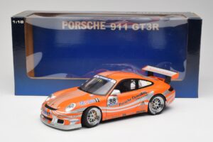 Porsche 911 997 GT3 R #88 Porsche Consulting 2005 AUTOart 1:18 77821 Kov – obrázek 8 z 8