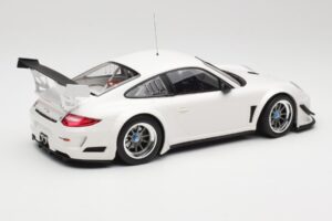 Porsche 911 997 GT3 R Street Bílý Minichamps 1:18 151108900 Kov – obrázek 2 z 6