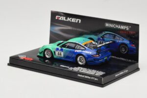 Porsche 911 997 GT3 R #44 Team Falken S. Henzler / P. Dumbreck / M. Ragginger / S. Asch 24 Hours Nurburgring 2011 Minichamps  – obrázek 3 z 4
