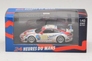 Porsche 911 997 GT3 RSR #76 R. Narac / P. Long / P. Pilet 24 Hours of Le Mans 2009 Minichamps 1:43 400096976 Kov – obrázek 3 z 3