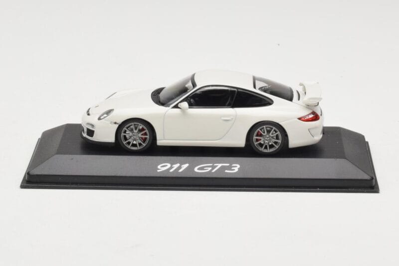 Porsche 911 997 GT3 Bílý Minichamps 1:43 WAP0202080C Kov