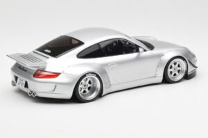 Porsche 911 997 RWB Abu Dhabi IXO 1:18 18CMC166 Kov – obrázek 2 z 6