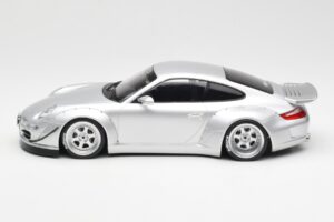 Porsche 911 997 RWB Abu Dhabi IXO 1:18 18CMC166 Kov – obrázek 3 z 6