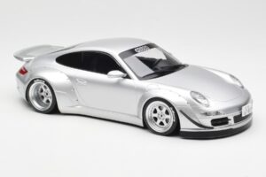 Porsche 911 997 RWB Abu Dhabi IXO 1:18 18CMC166 Kov – obrázek 4 z 6