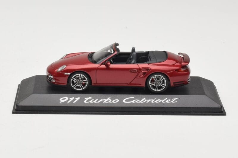 Porsche 911 997 Turbo Kabriolet Červený Minichamps 1:43 WAP0200130A Kov