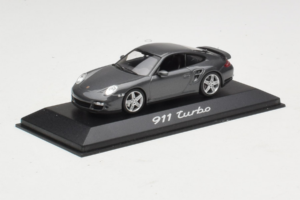 Porsche 911 997 Turbo Grey Metallic Minichamps 1:43 WAP02013116 Kov – obrázek 2 z 4