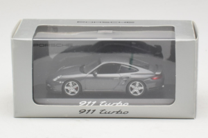 Porsche 911 997 Turbo Grey Metallic Minichamps 1:43 WAP02013116 Kov – obrázek 4 z 4