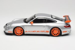 Porsche 911 997.1 GT3 RS Stříbrný s Oranžovými Ráfky Minichamps 1:18 155062120 Kov – obrázek 3 z 6