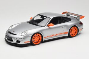 Porsche 911 997.1 GT3 RS Stříbrný s Oranžovými Ráfky Minichamps 1:18 155062120 Kov