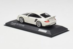 Porsche 911 997.2 GT2 RS Bílý se Stříbrnými Ráfky Minichamps 1:43 400069405 Kov – obrázek 3 z 4